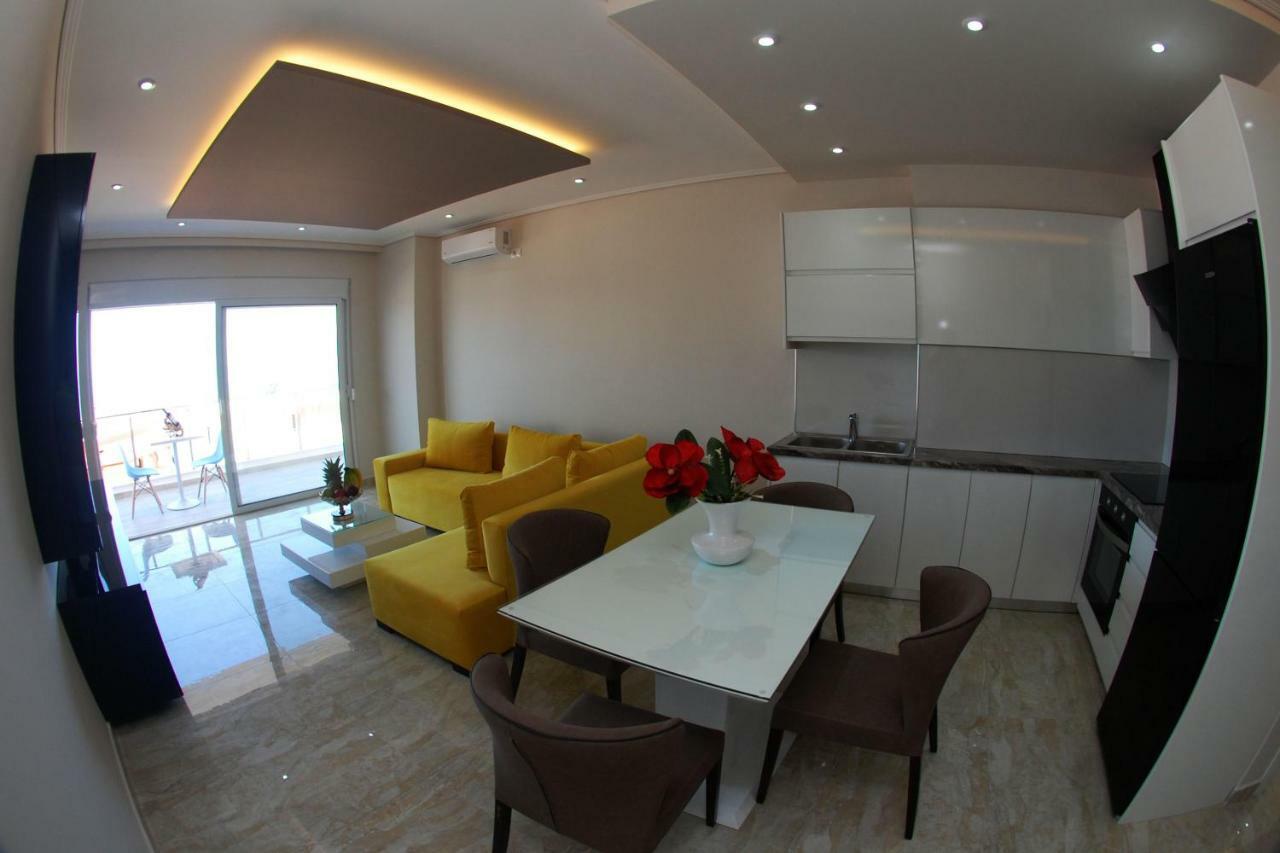 Oceanic Luxury Apartments Sarande Exterior photo