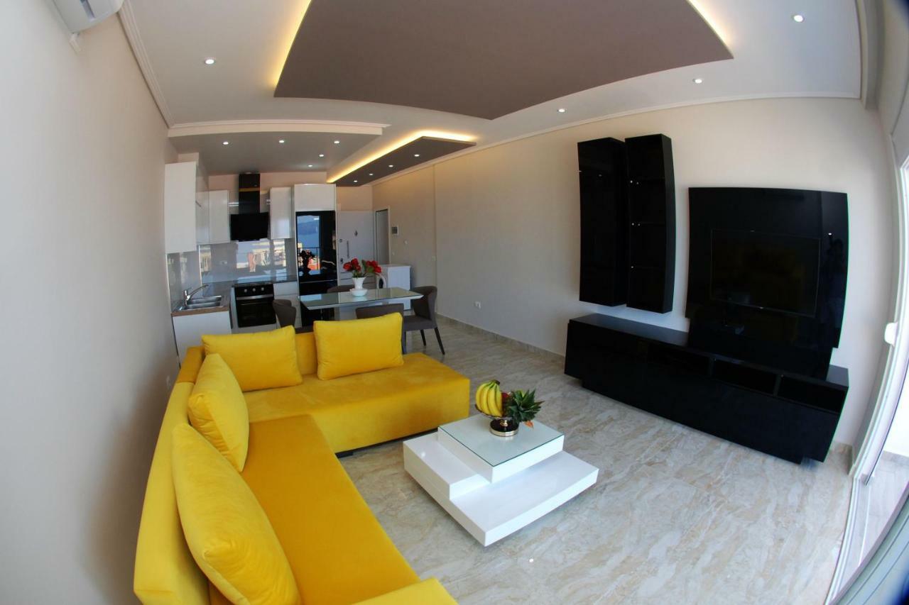 Oceanic Luxury Apartments Sarande Exterior photo