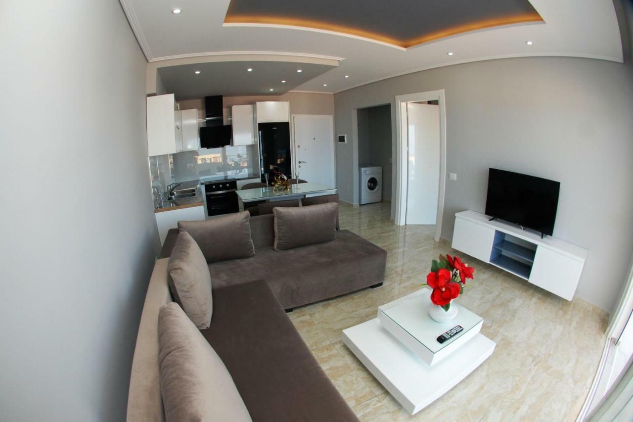 Oceanic Luxury Apartments Sarande Exterior photo